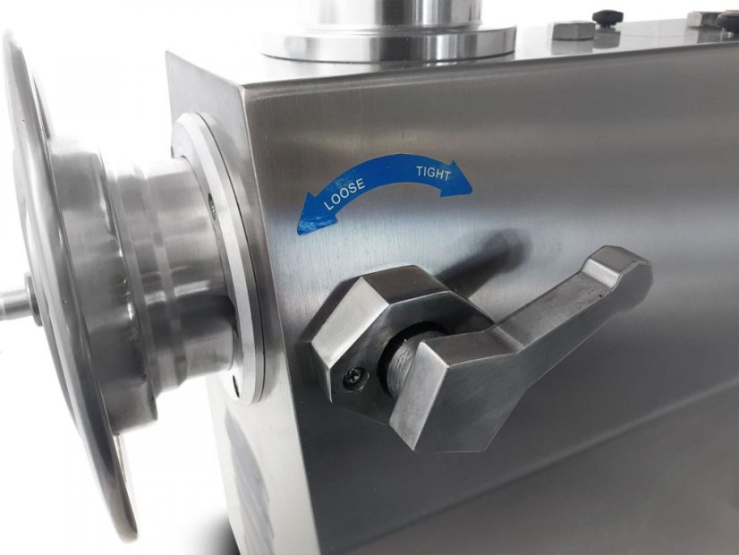 Elektrický mlýnek na maso 32