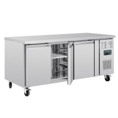 Polar třídveřový cukrářský chladicí stůl 634l