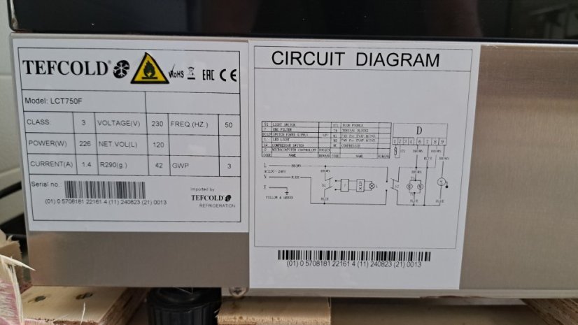 Pultová chladící vitrína LCT 750 F