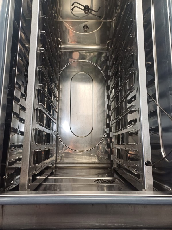 Konvektomat Convotherm OEB 10.10EasyTouch, automat.mytí