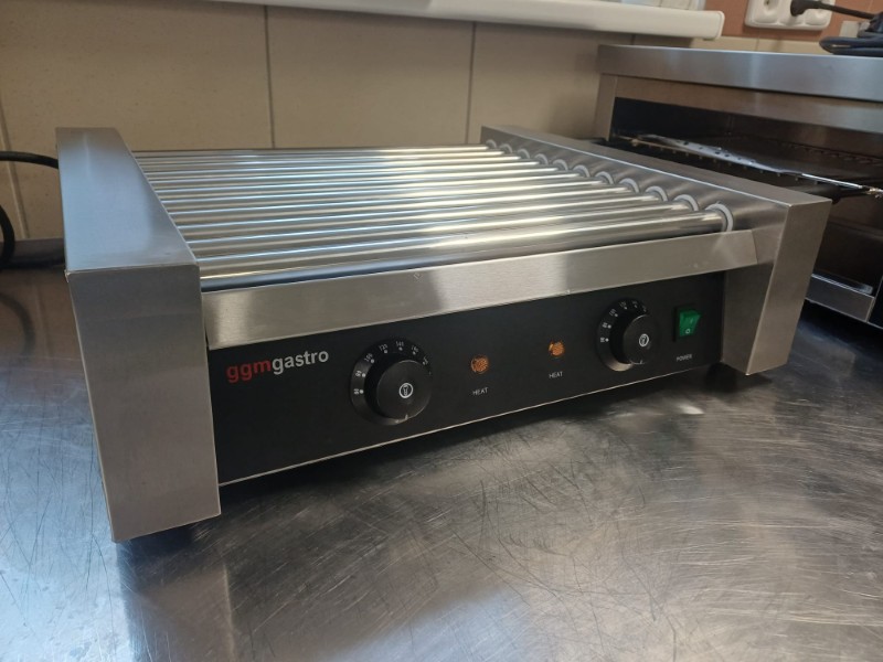 Gril na klobásy a párky - 11 válečků