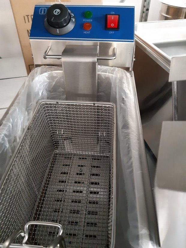 Elektrická fritéza EF-081