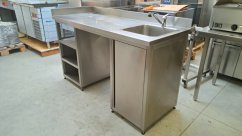 Nerezový pracovní stůl 1630x650x900mm