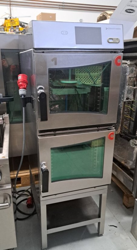 Konvektomat Convotherm – sestava OES mini 6.06 EasyTouch s podstavcem