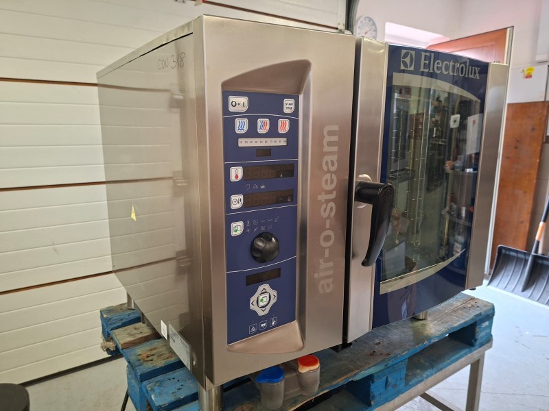 Konvektomat Electrolux AOS061EAA1  - bojler 6x GN 1/1