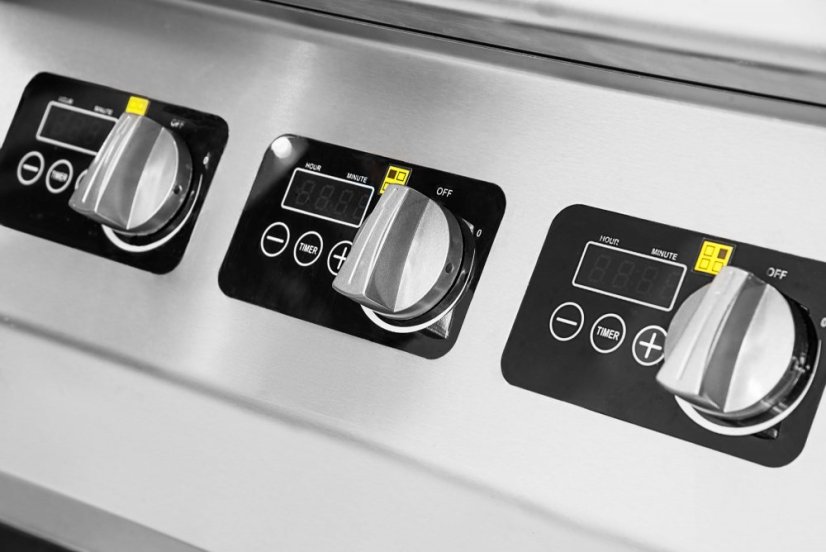 Indukční sporák, 4 hořáky, 12 kW/400V, 700