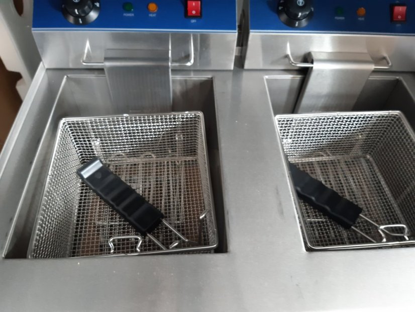 Elektrická fritéza EF-132V