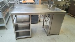 Nerezový pracovní stůl 1630x650x900mm