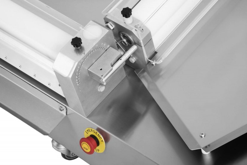 Horizontální vyvalovačka těsta, 600 mm, 3 válce