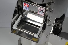VARES Škrabka brambor ŠKBZ 20N, 20kg/1 dávku